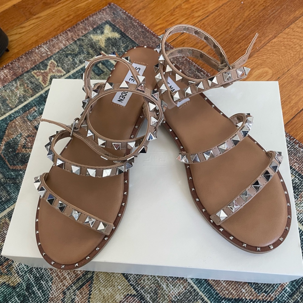 Steve Madden Travel Sandal- new!